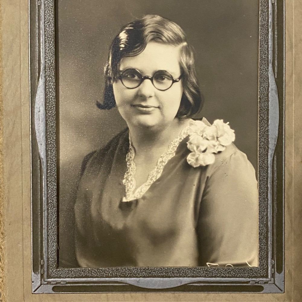 McClintic Graduation Vtg 1920s Photo Card Bramson‎ Studio Des Moines Iowa USA